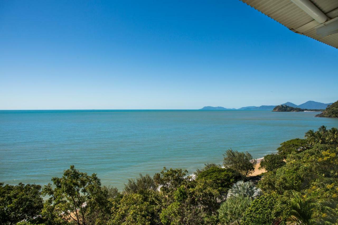 Aparthotel Amaroo At Trinity Trinity Beach Exterior foto