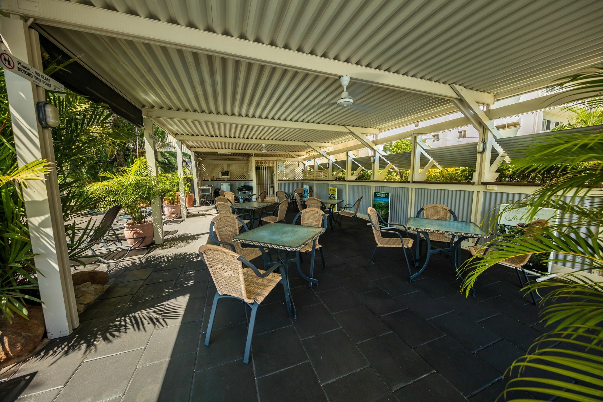 Aparthotel Amaroo At Trinity Trinity Beach Exterior foto